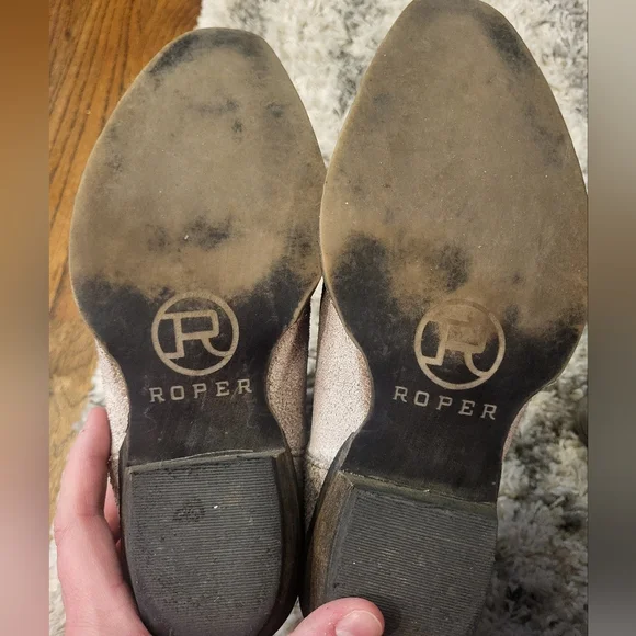 Roper Cowboy Boots In Crackled Cream White - Picture 7 of 9